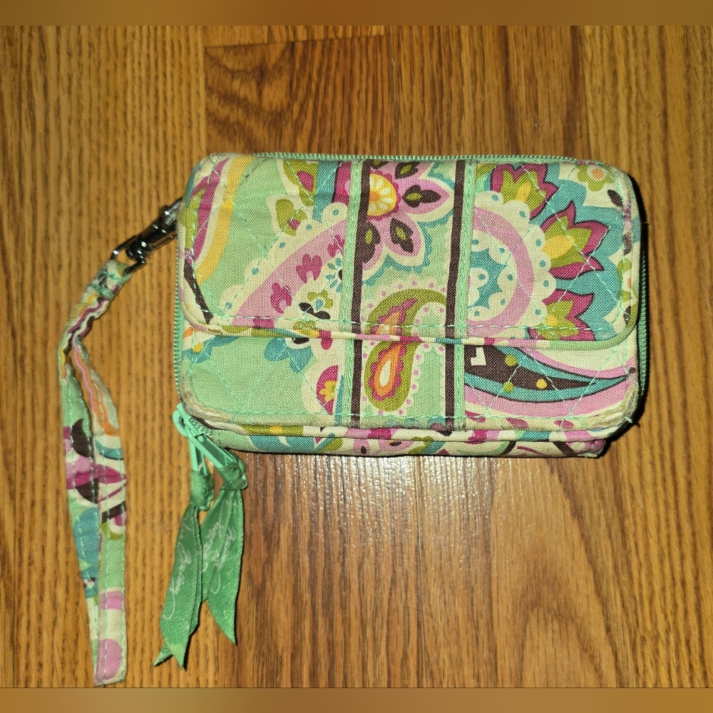 VERA BRADLEY Wristley